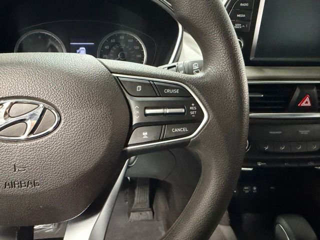 Used 2020 Hyundai Santa Fe SE image 14