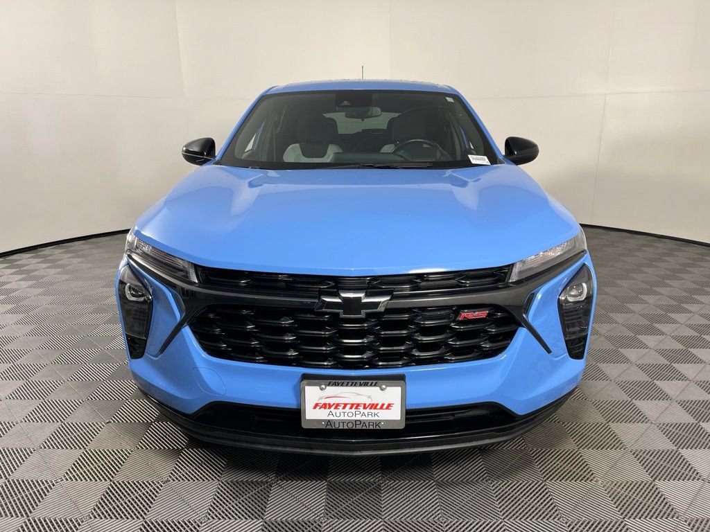 Certified 2024 Chevrolet Trax RS FWD image 16