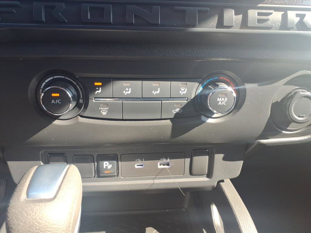 Used 2025 Nissan Frontier S image 18