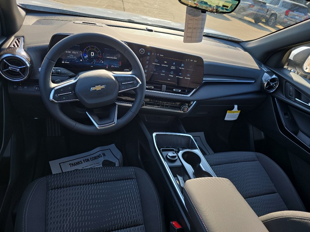 New 2027 Chevrolet Equinox LT w/ Safety and Technology Package FWD image 12