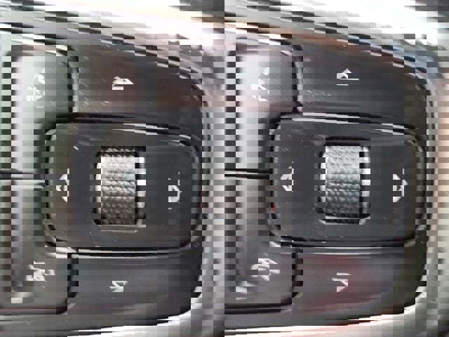 Used 2020 Chevrolet Silverado 1500 LT Trail Boss image 12