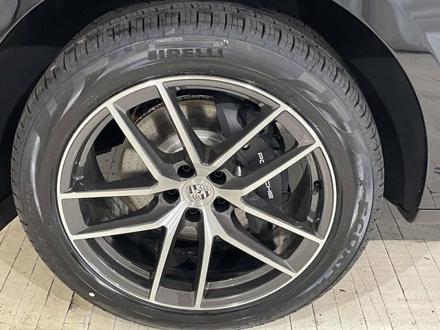 New 2026 Porsche Macan image 11