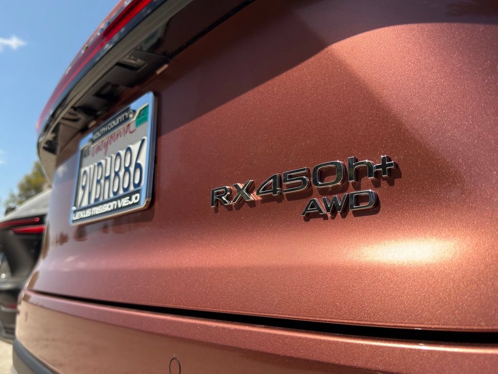 Certified 2025 Lexus RX 450h AWD w/ Luxury Package image 9