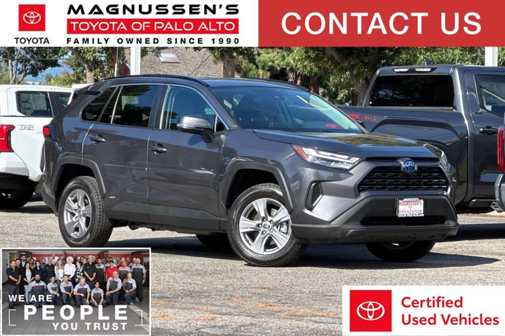 Certified 2024 Toyota RAV4 LE AWD/4WD image 1