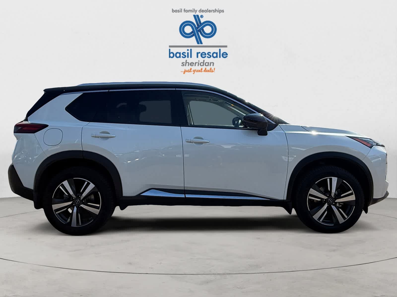 Used 2023 Nissan Rogue SL AWD/4WD image 8