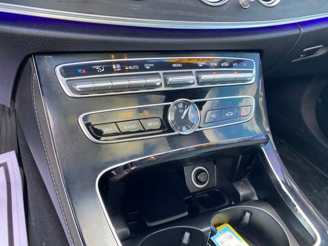 Used 2017 Mercedes-Benz E 300 4MATIC image 9