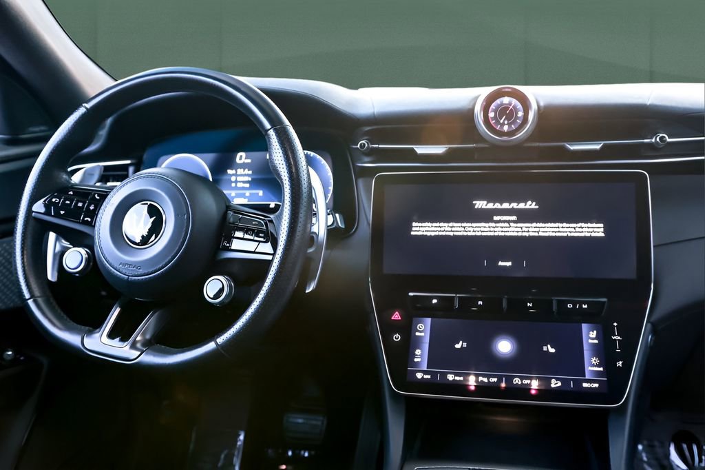 Used 2024 Maserati Grecale GT image 41