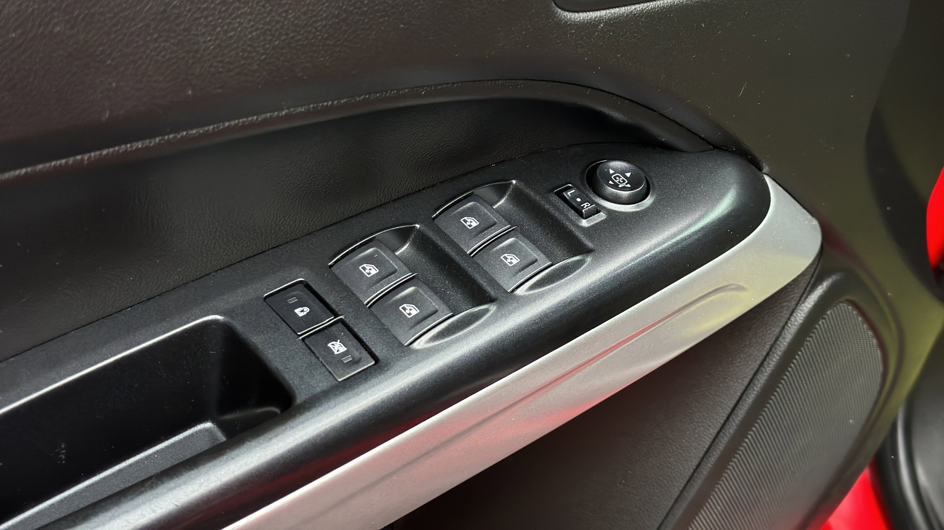 Used 2018 Chevrolet Colorado ZR2 AWD/4WD image 24