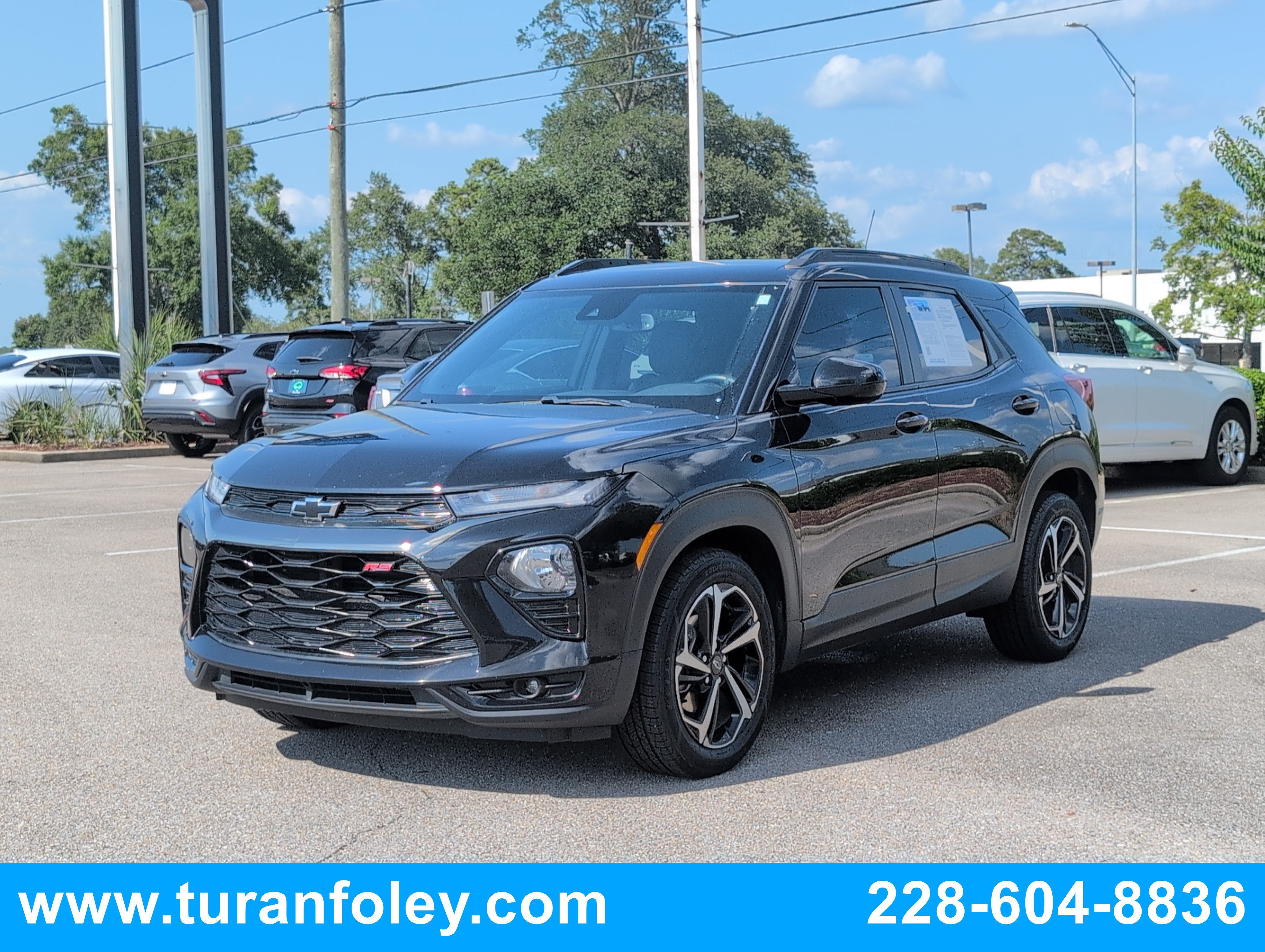 Used 2023 Chevrolet TrailBlazer RS w/ Convenience Package FWD image 1