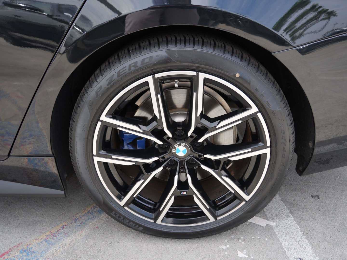 Used 2025 BMW M440i RWD image 6