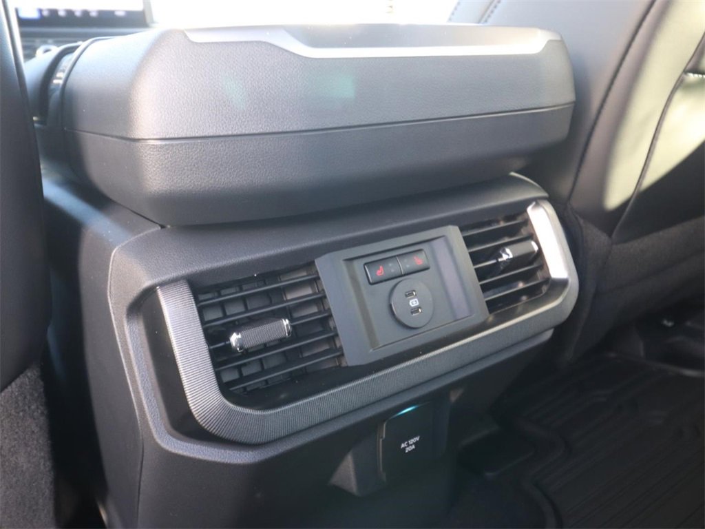 New 2025 Ford F150 Platinum w/ FX4 Off-Road Package image 12