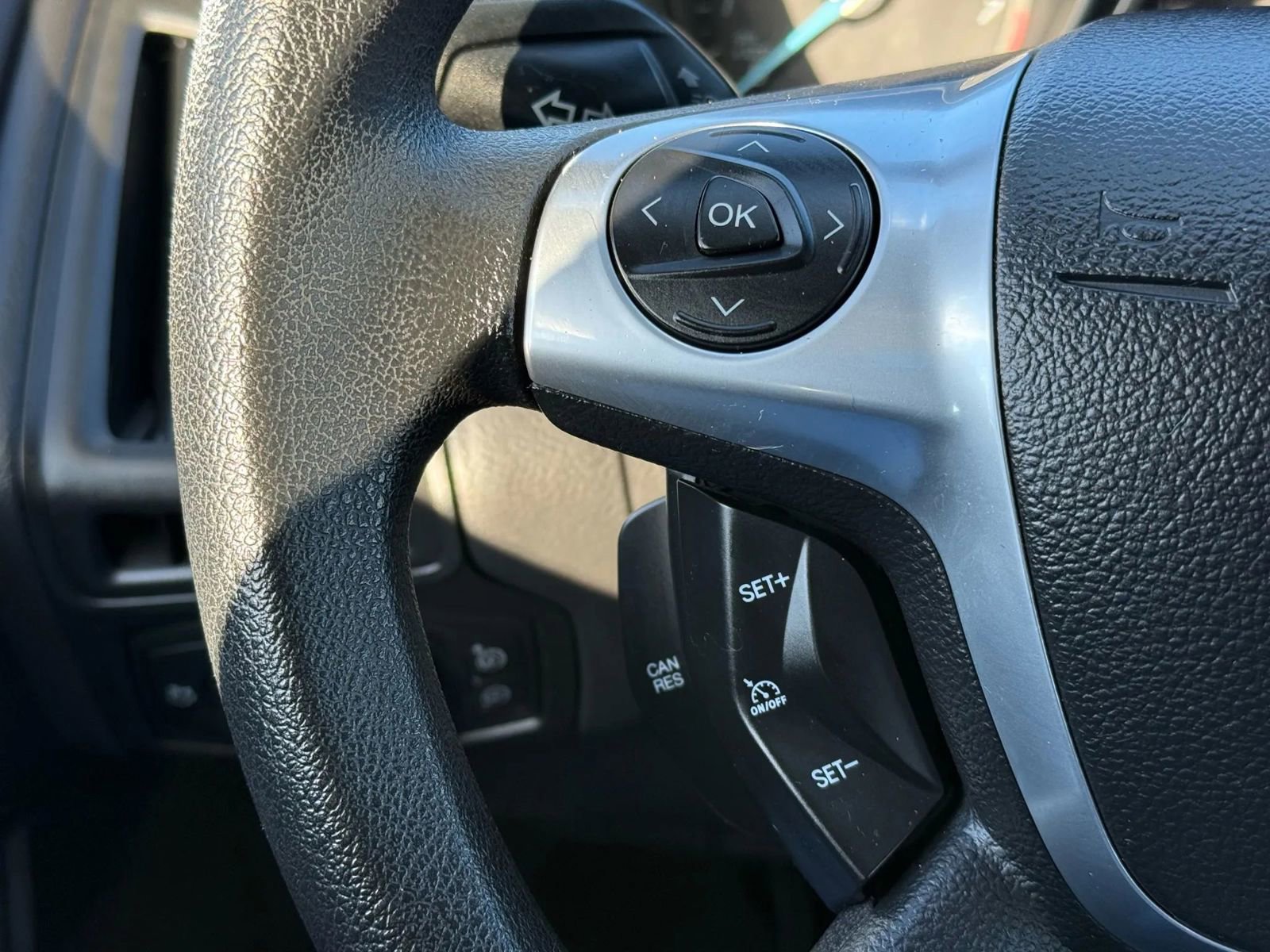 Used 2013 Ford Focus SE w/ SE Winter Pkg image 18