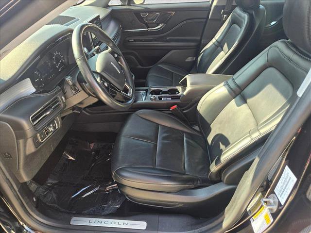 Used 2022 Lincoln Corsair FWD w/ Premium Package image 16