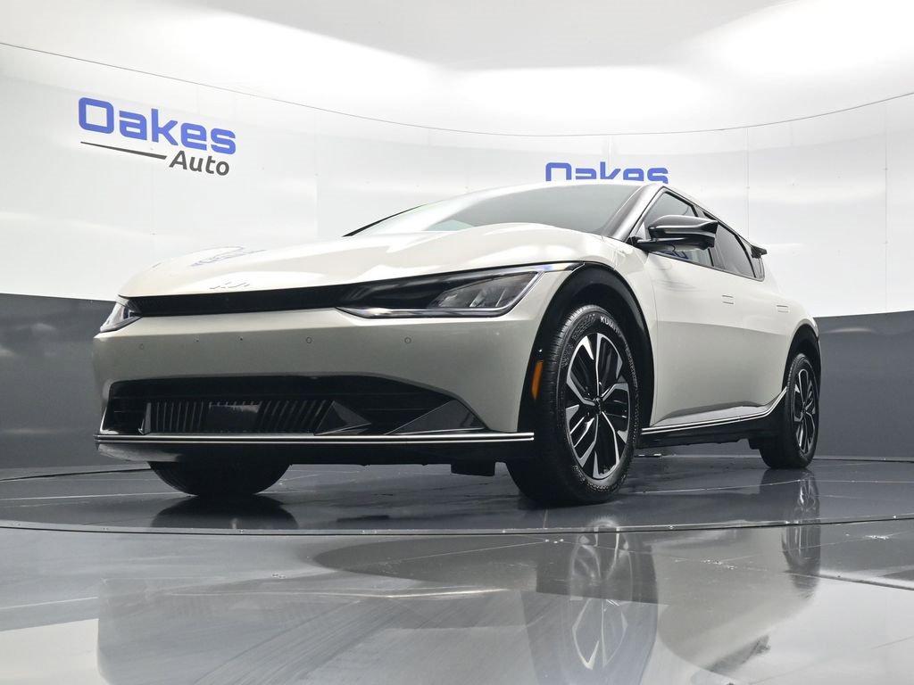 Certified 2022 Kia EV6 Wind w/ Wind Technology Package image 40