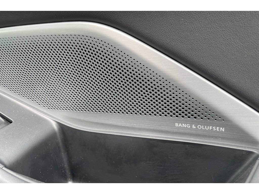 Certified 2025 Acura MDX FWD w/ Technology Package image 46