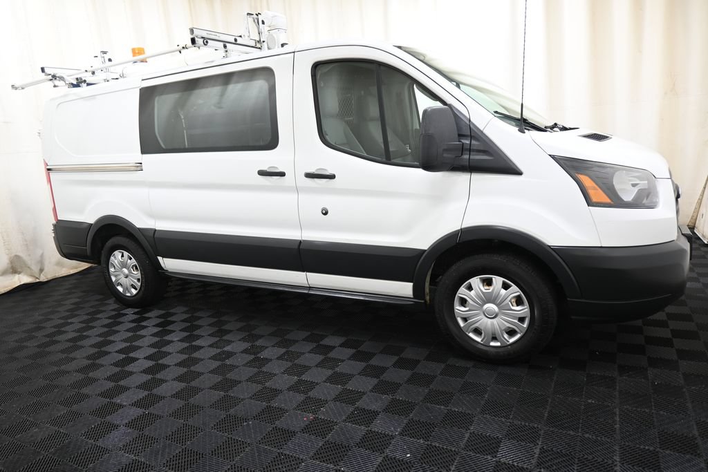 Used 2015 Ford Transit 150 130 Low Roof RWD image 11