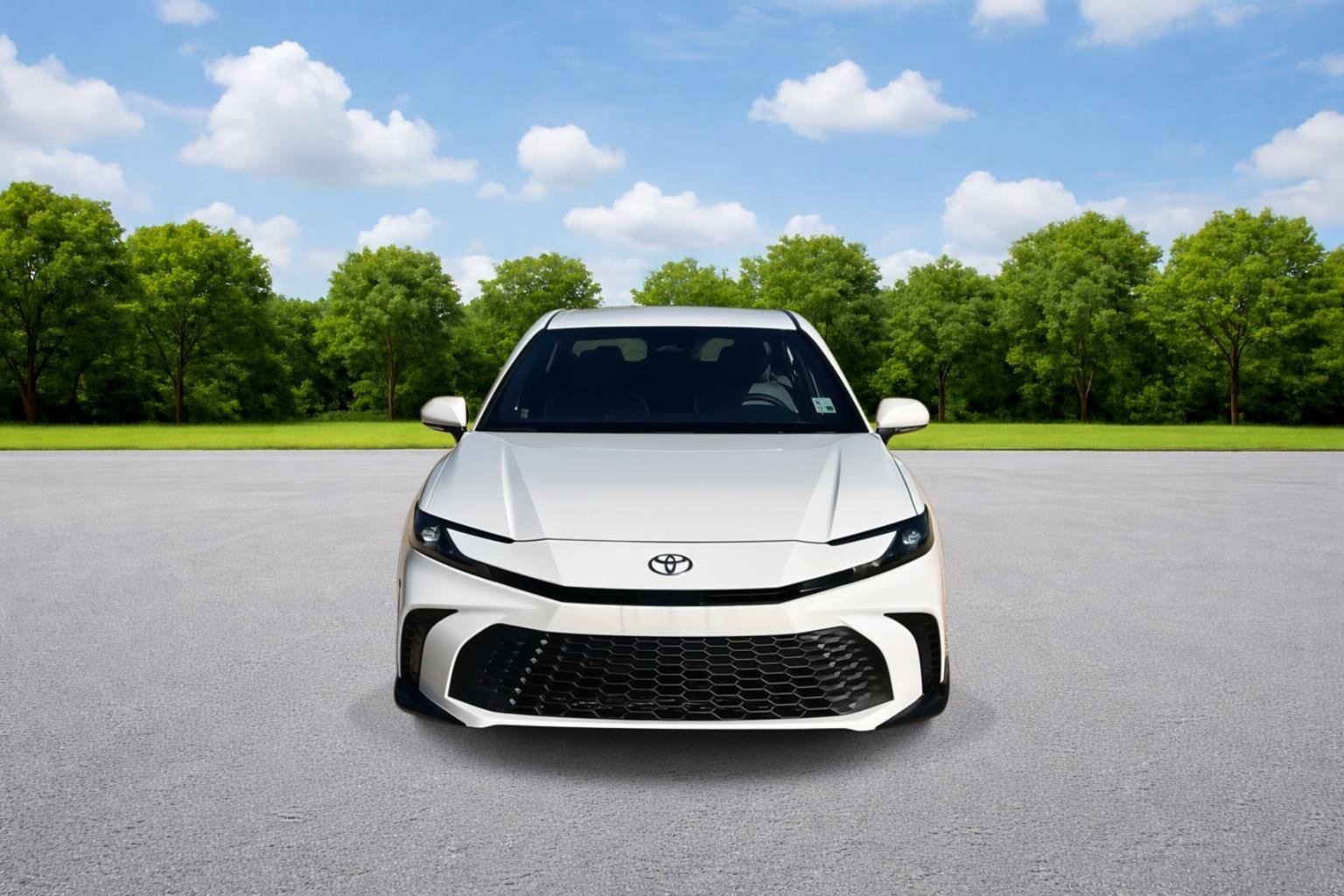 New 2026 Toyota Camry SE w/ Convenience Package FWD image 2