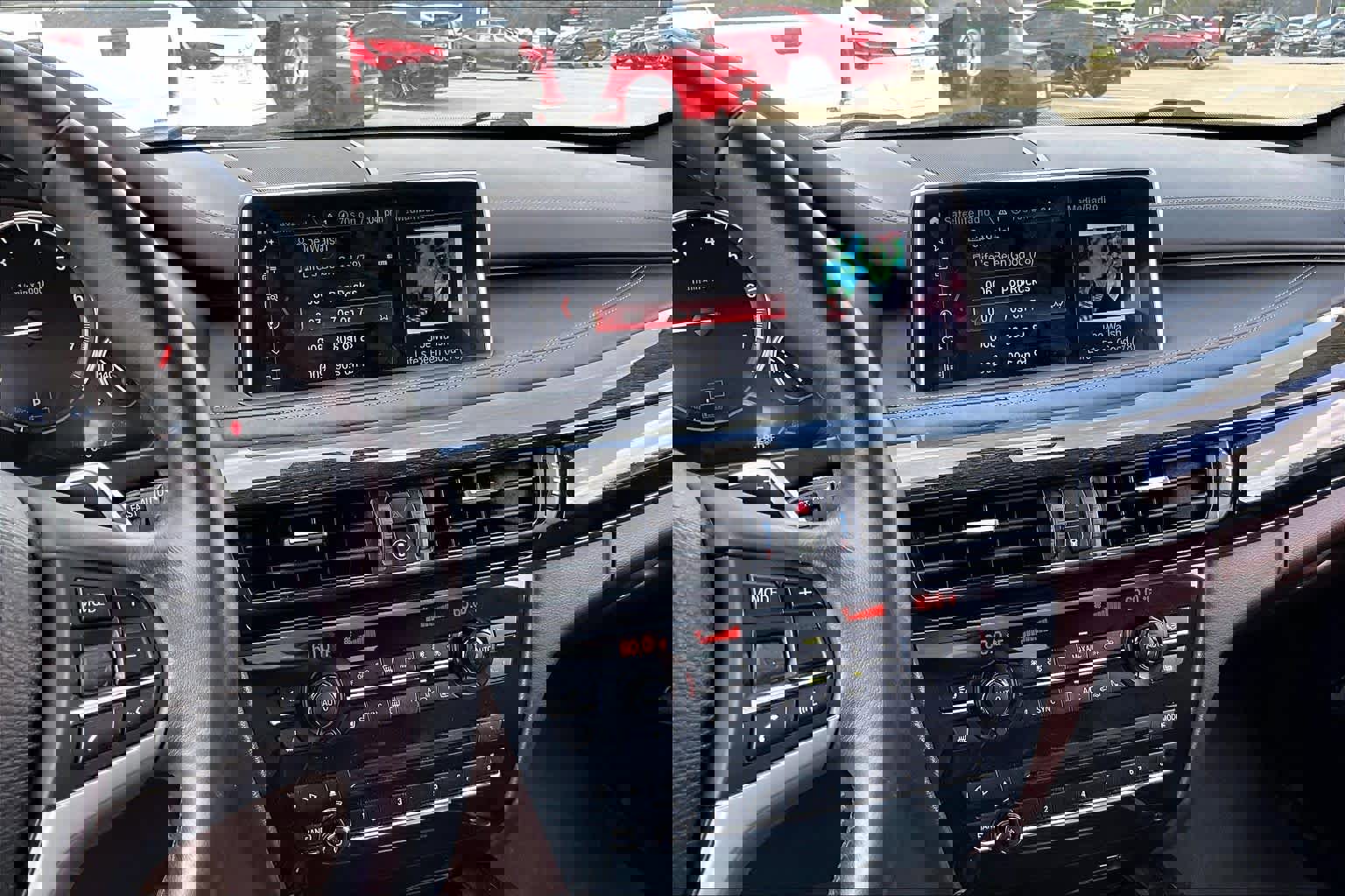 Used 2018 BMW X5 xDrive40e image 6