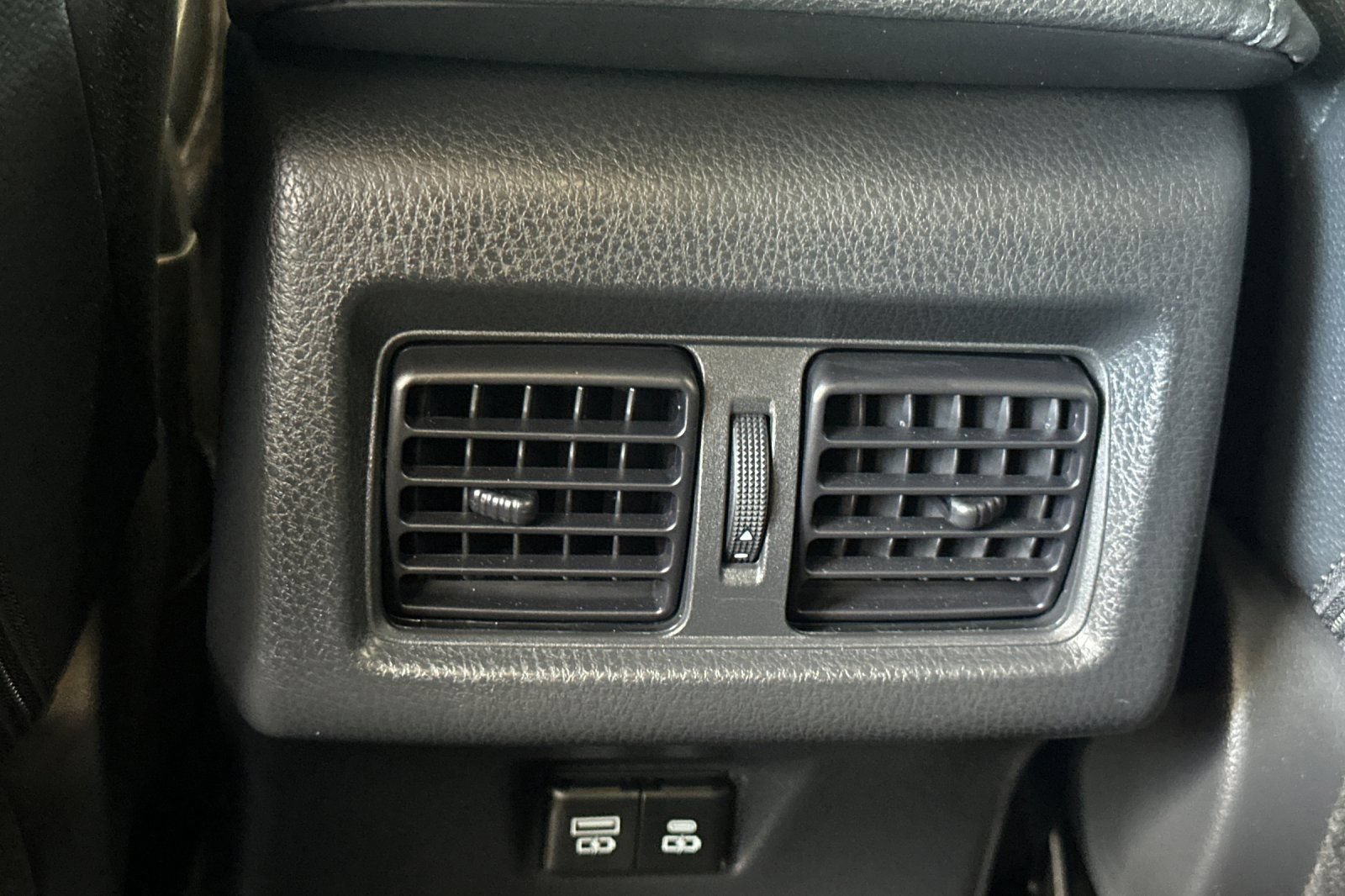 Used 2026 Toyota Camry XSE w/ Premium Plus Package FWD image 15