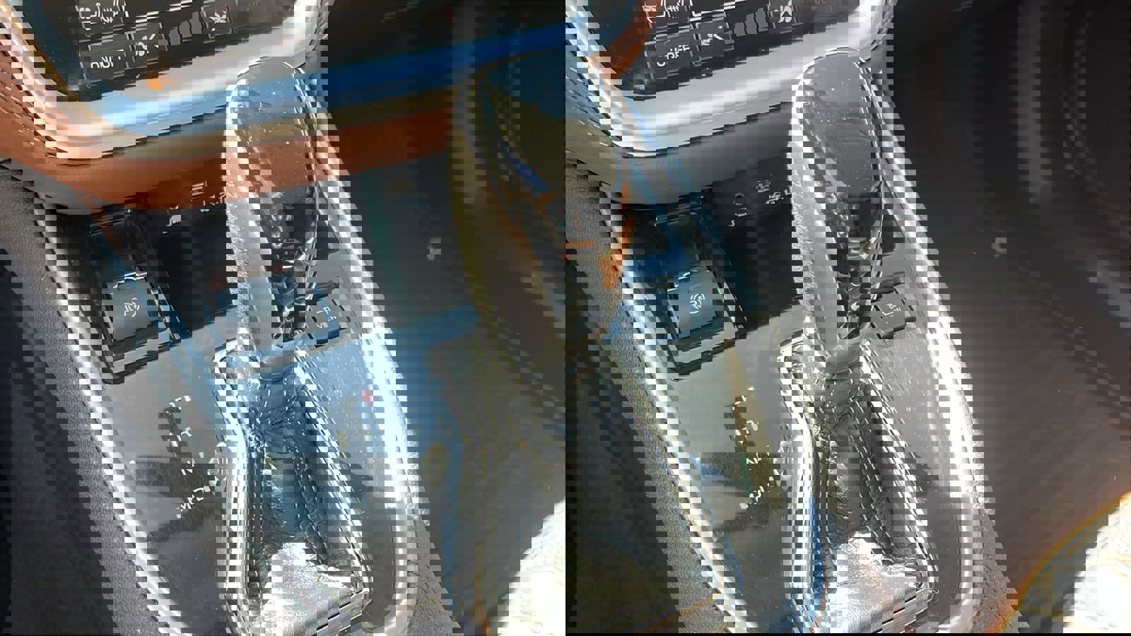 Certified 2021 Subaru Outback Touring XT image 18