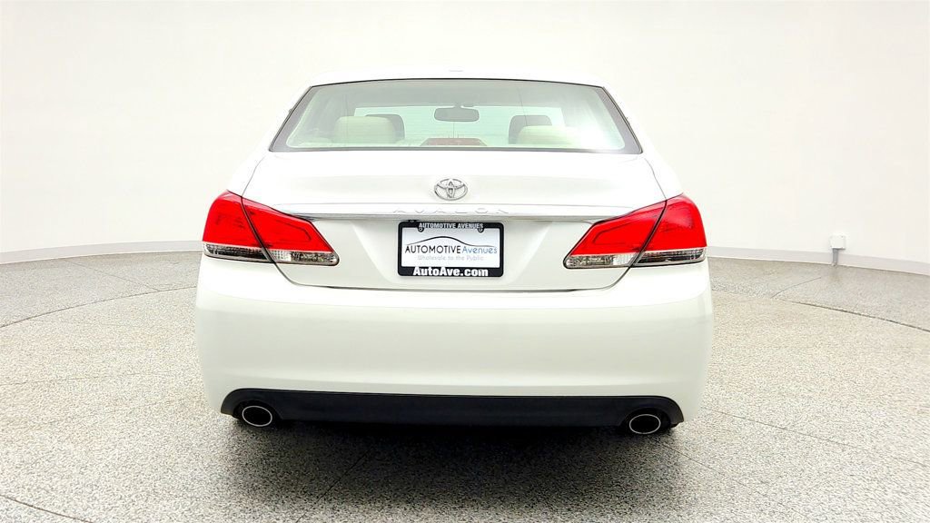 Used 2012 Toyota Avalon Limited FWD image 6