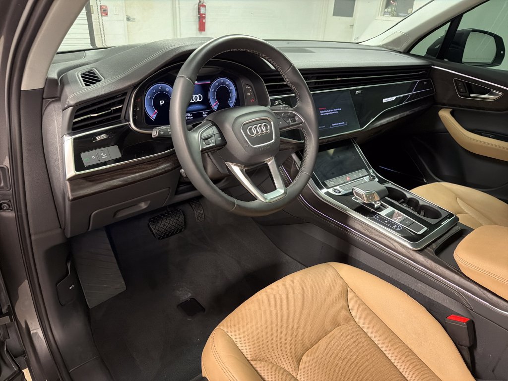 Used 2025 Audi Q7 2.0T Premium Plus AWD/4WD image 23