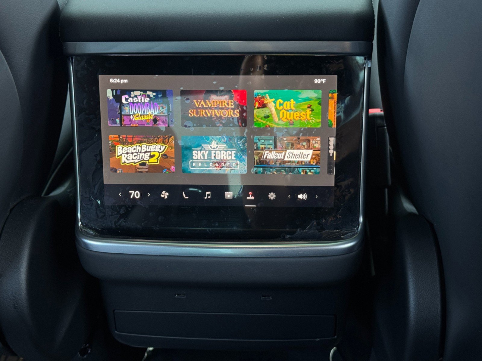 Used 2022 Tesla Model X image 36