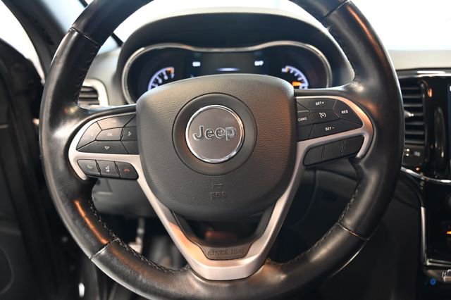 Used 2021 Jeep Grand Cherokee Laredo X image 21