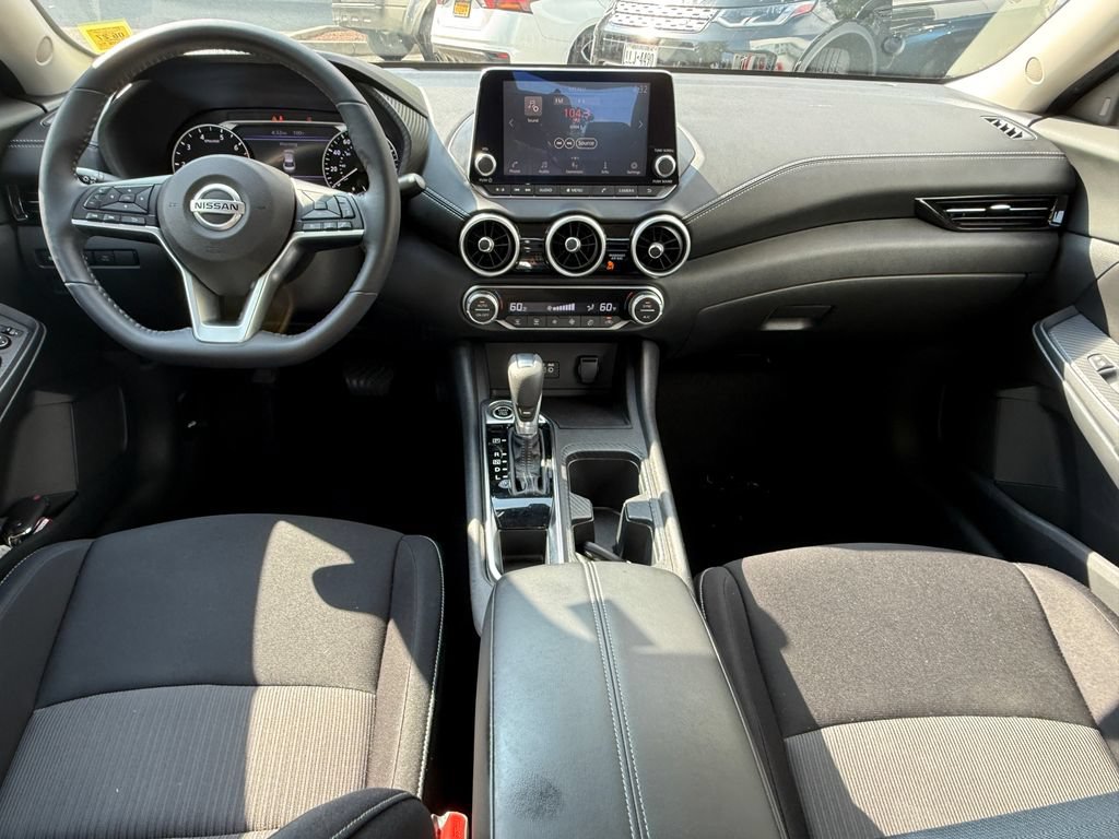 Used 2020 Nissan Sentra SV FWD image 12
