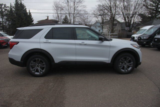 New 2026 Ford Explorer Active w/ Active Comfort Package AWD/4WD image 7