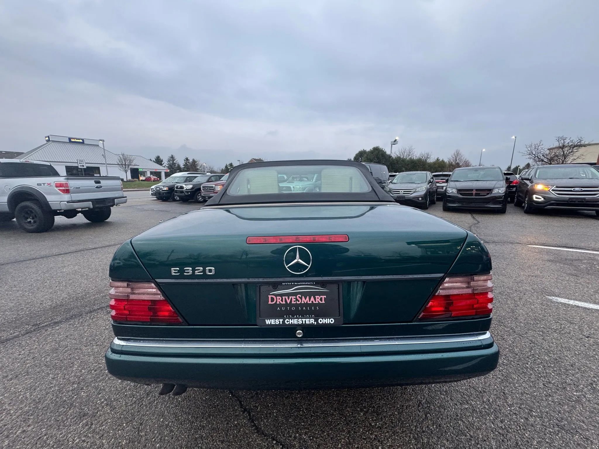 Used 1995 Mercedes-Benz E 320 Convertible image 5