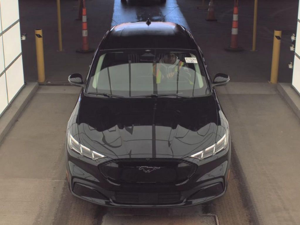 Used 2024 Ford Mustang Mach-E Select image 3