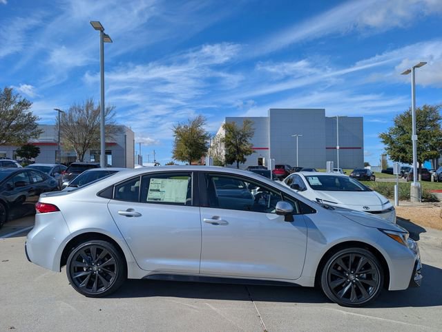 New 2026 Toyota Corolla SE image 3