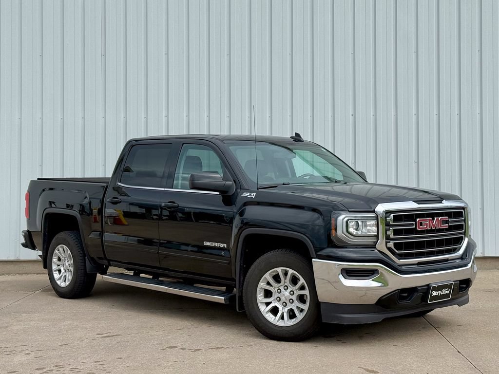 Used 2018 GMC Sierra 1500 SLE w/ Suspension Package, Off-Road AWD/4WD image 8