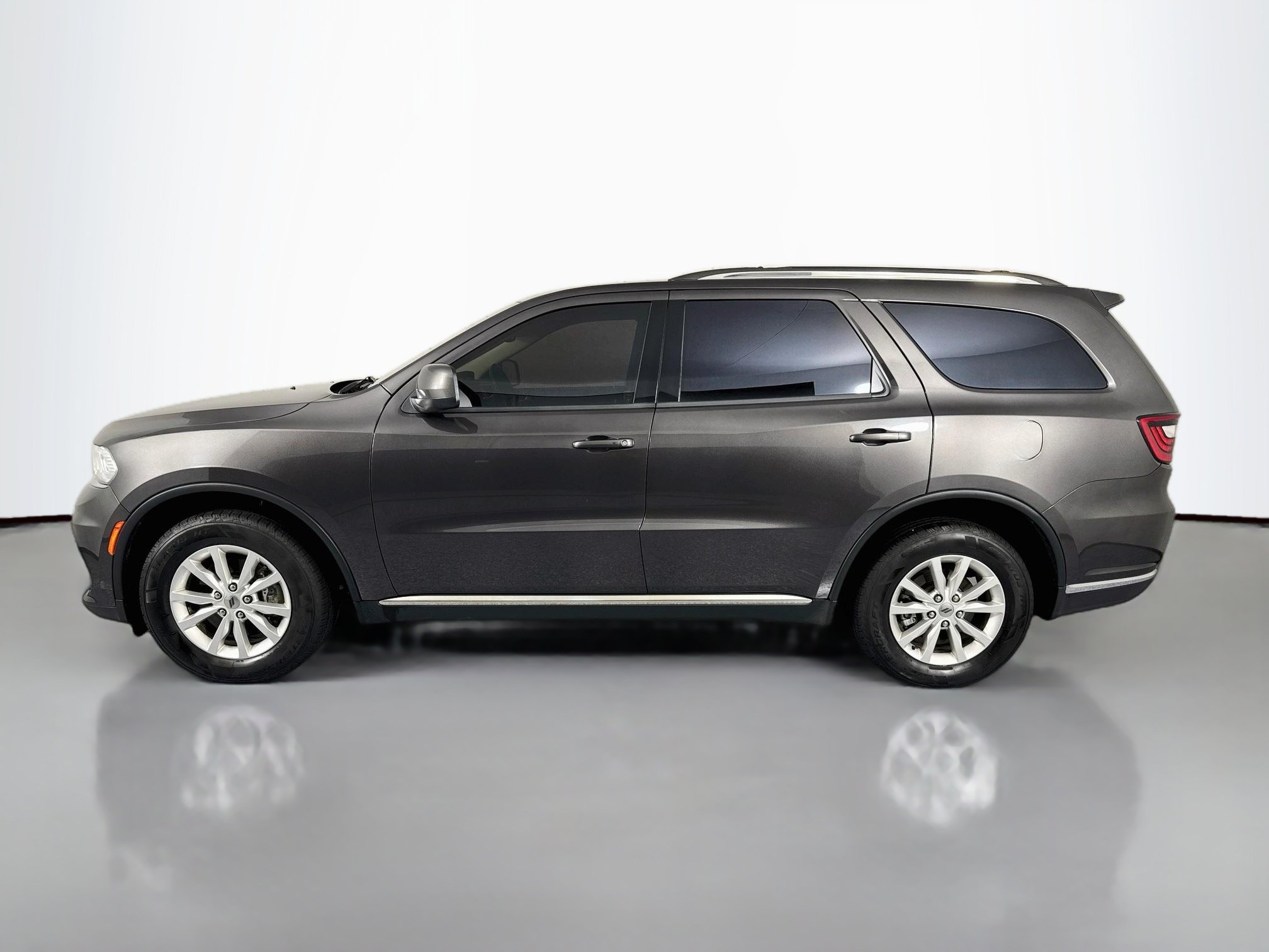 Used 2021 Dodge Durango SXT AWD/4WD image 8