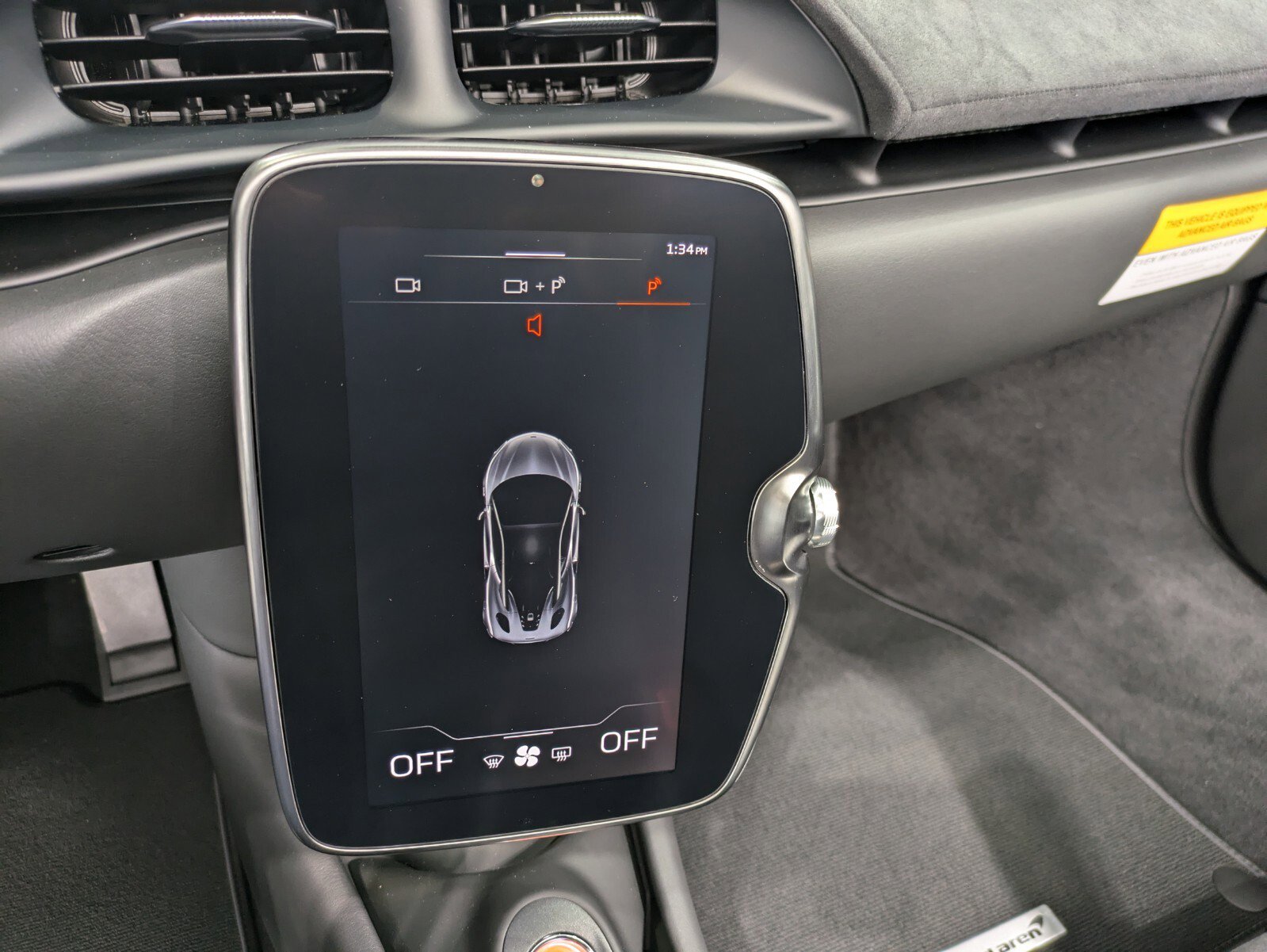 Used 2025 McLaren Artura Spider image 14