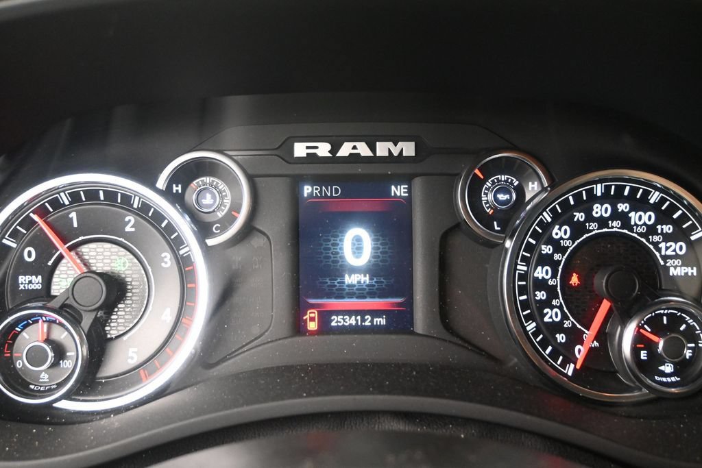 Used 2024 RAM 3500 Big Horn w/ Night Edition AWD/4WD image 13