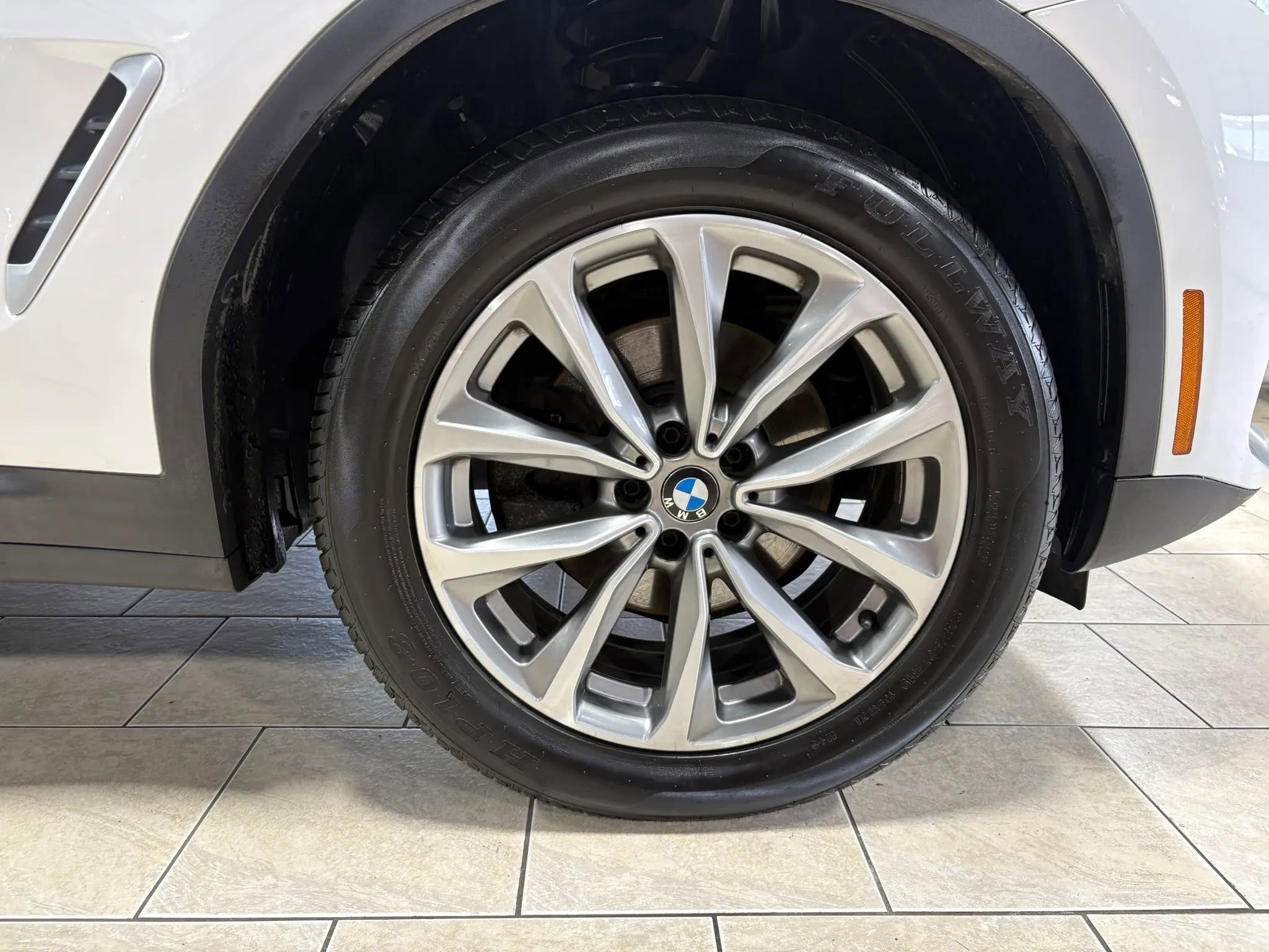 Used 2019 BMW X4 xDrive30i w/ Convenience Package AWD/4WD image 39