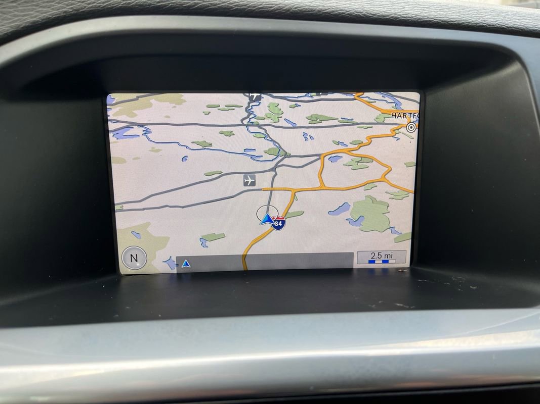 Used 2015 Volvo V60 T5 Platinum image 12