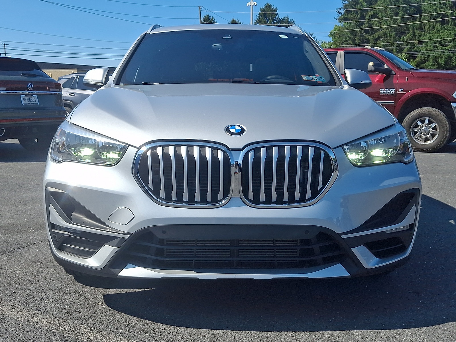 Used 2020 BMW X1 xDrive28i w/ Convenience Package AWD/4WD image 2