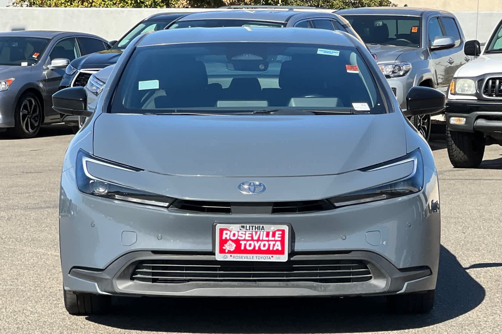 Certified 2023 Toyota Prius LE FWD image 10
