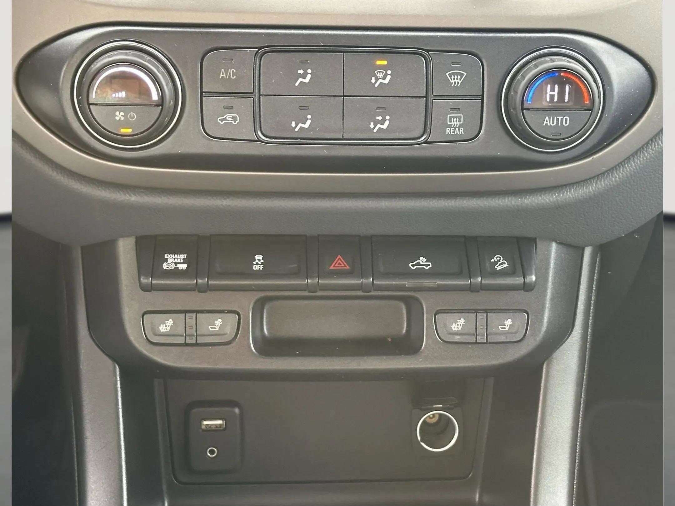 Used 2017 Chevrolet Colorado Z71 image 22
