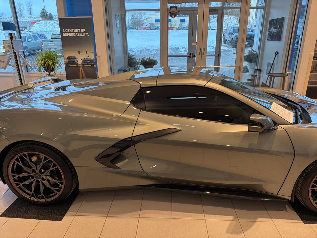 Used 2024 Chevrolet Corvette Stingray Preferred Conv w/ Z51 Performance Package image 32