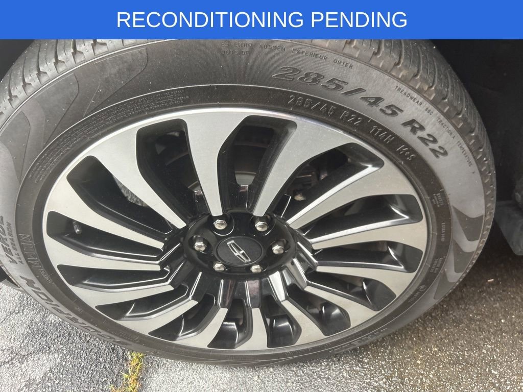 Used 2023 Lincoln Navigator L Black Label AWD/4WD image 7