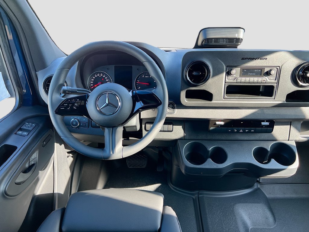 New 2025 Mercedes-Benz Sprinter 2500 image 23