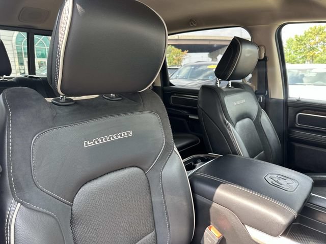 Used 2019 RAM 1500 Laramie AWD/4WD image 12