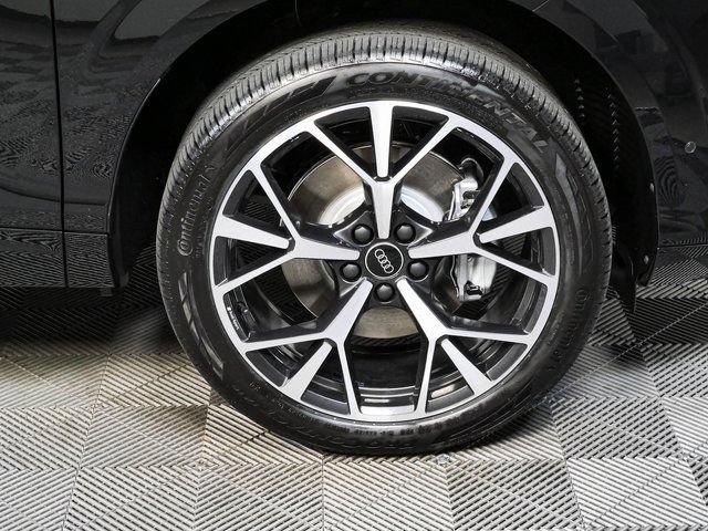 New 2026 Audi Q3 quattro 2.0T AWD/4WD image 39