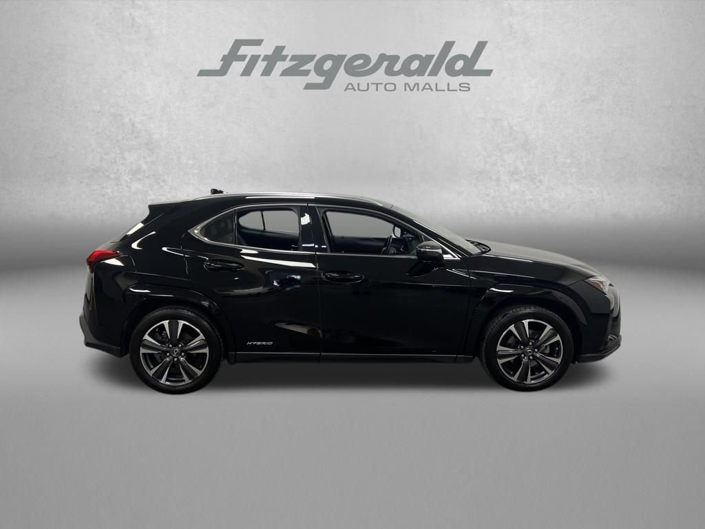Used 2022 Lexus UX 250h w/ Premium Package image 8