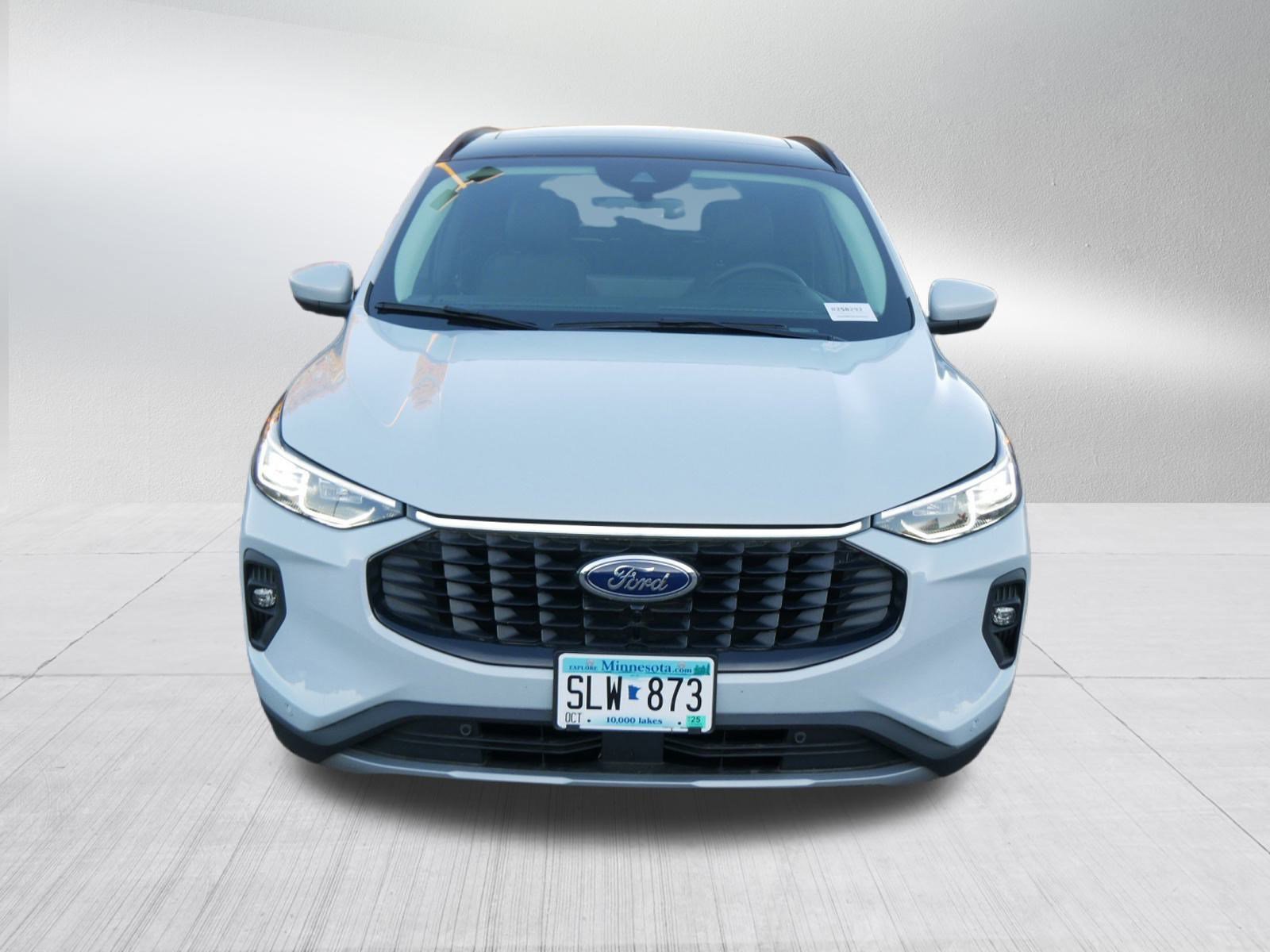 New 2025 Ford Escape PHEV w/ PHEV Premium Package image 2