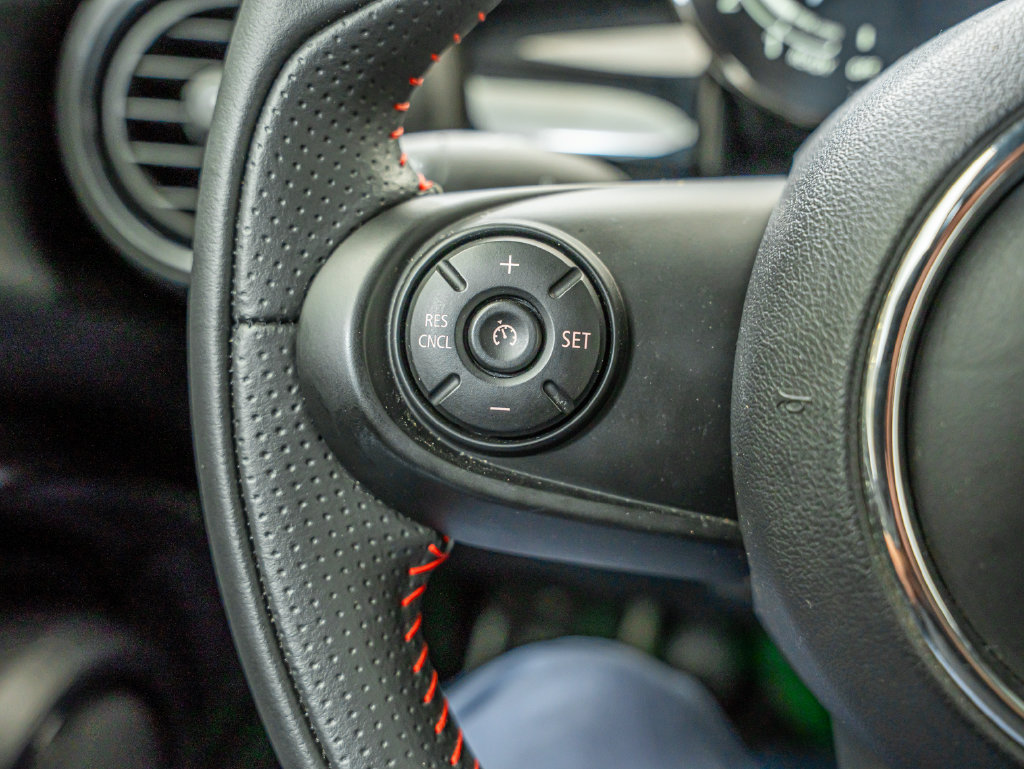 Used 2021 MINI Cooper S w/ 6.5" Touchscreen Package FWD image 19
